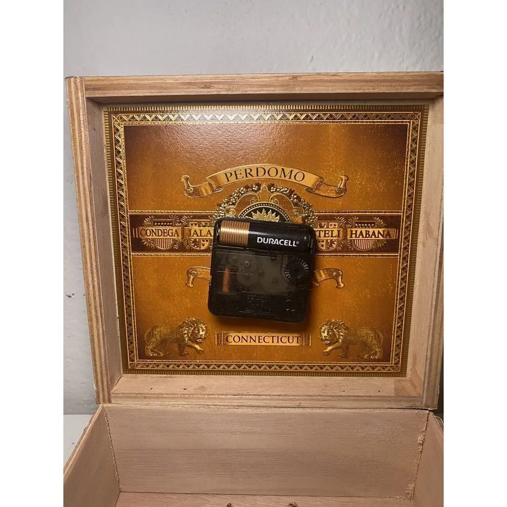 N/A preowned clock
